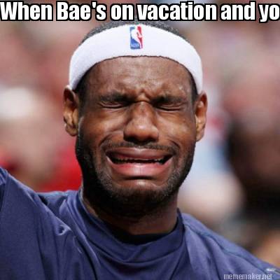when-baes-on-vacation-and-you-have-to-sleep-alone