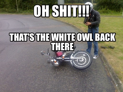oh-shit-thats-the-white-owl-back-there4